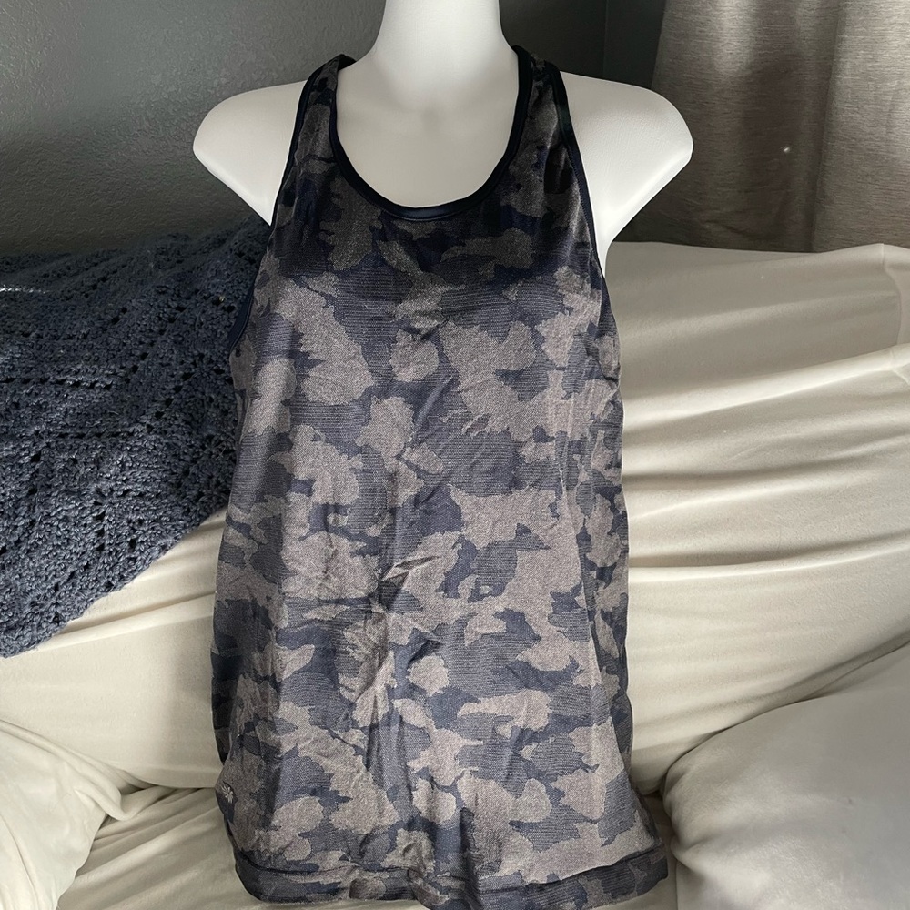 Athleta blue speedlight camo tank
